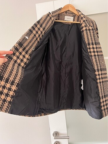 m Beden camel Renk Stradivarius kaşe mont trençkot
