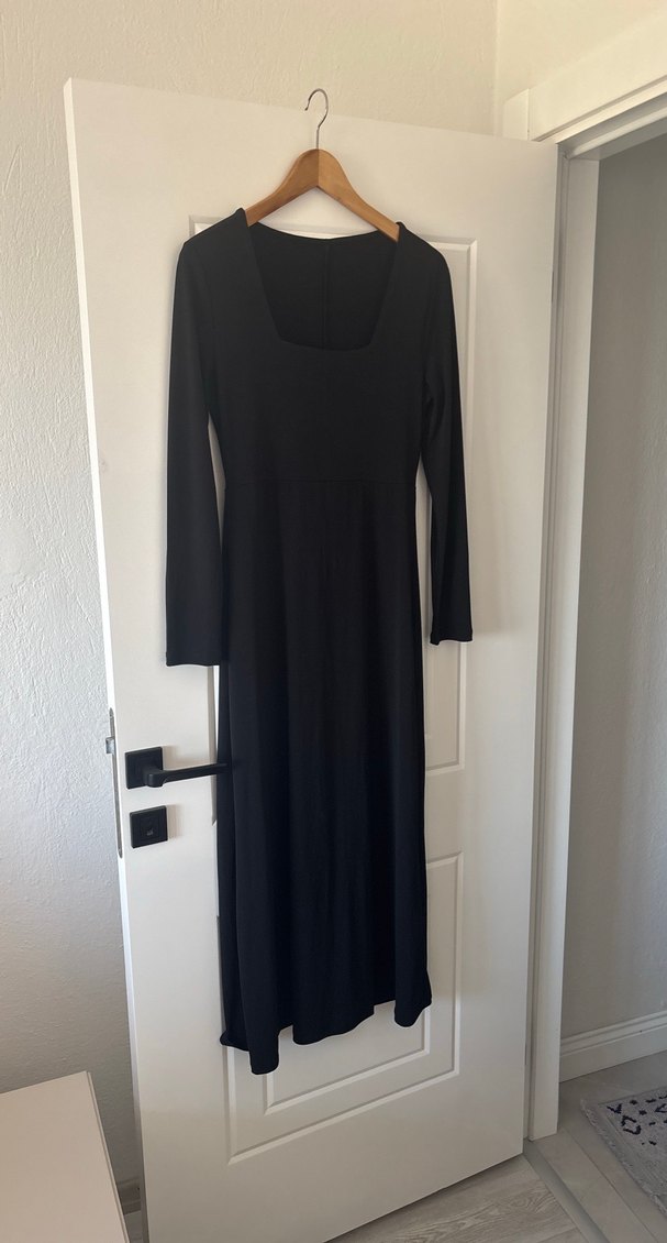 Uzun Kollu Siyah Drapeli Kadın Elbise - Görsel 3