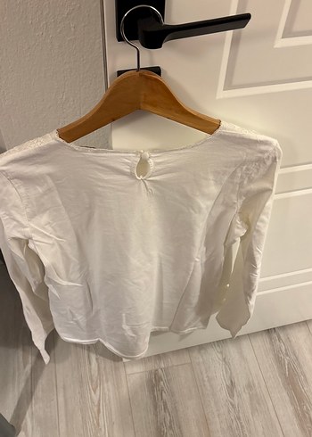 Uzun Kollu Beyaz Pamuklu Dantel Bluz - Görsel 4