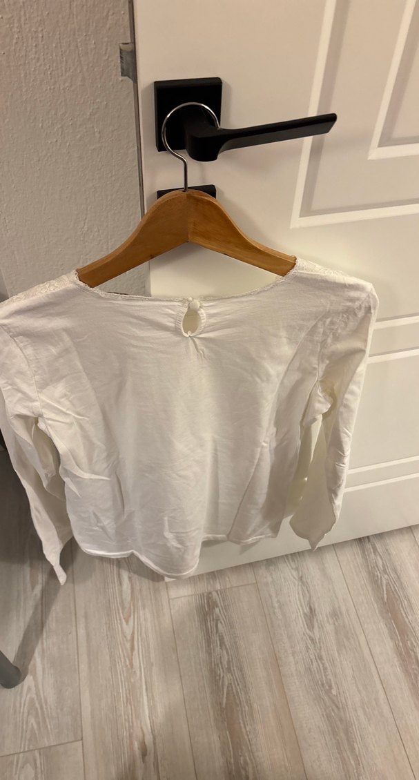 Uzun Kollu Beyaz Pamuklu Dantel Bluz - Görsel 4