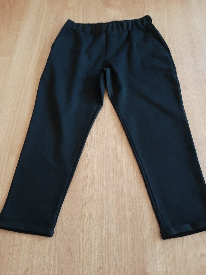 Kadın Siyah Regular Fit Kumaş Pantolon - Görsel 2