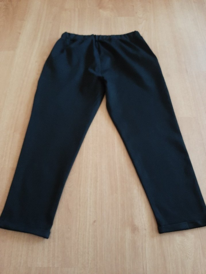 Kadın Siyah Regular Fit Kumaş Pantolon - Görsel 3