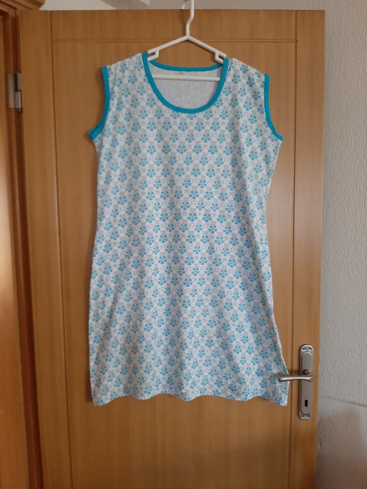 Mavi Desenli Kolsuz penye elbise - Görsel 2