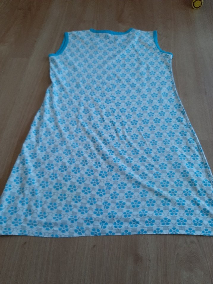 Mavi Desenli Kolsuz penye elbise - Görsel 5