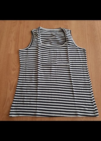 Çizgili Vücuda Oturan Kadın Thirt - Görsel 2