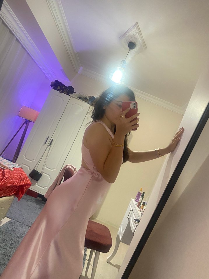 Pembe V Yaka Parlak Midi Kadın Elbise - Görsel 2