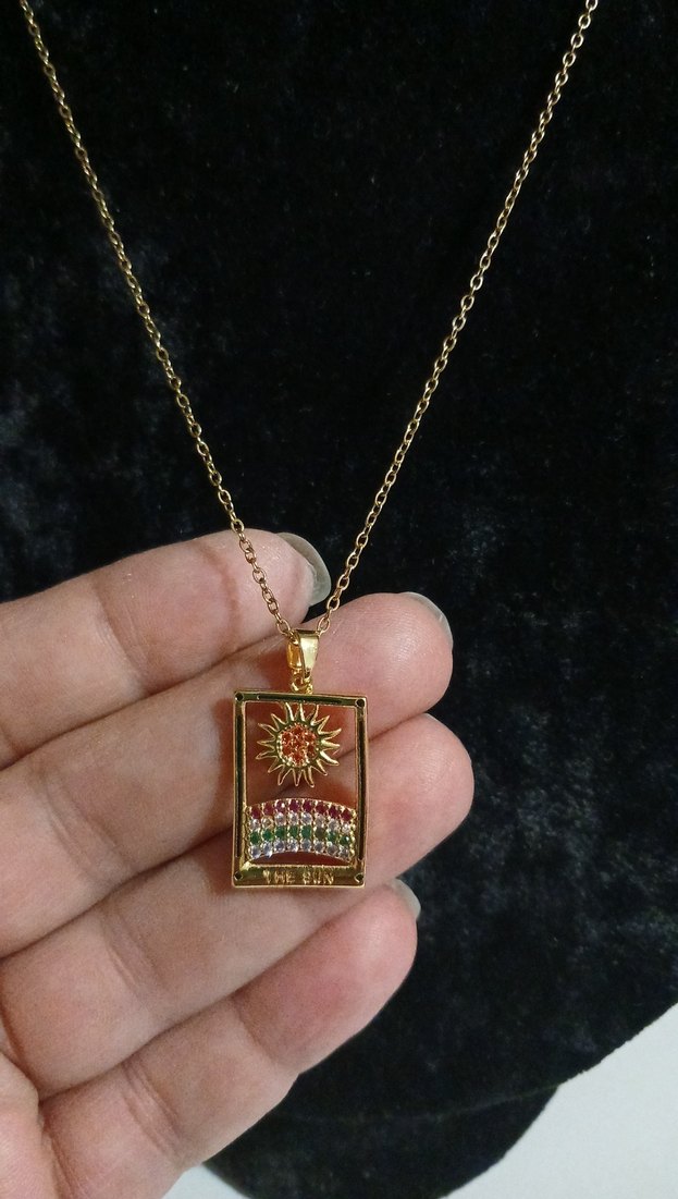 Altın Renkli Zincir Detaylı Mini Çelik Kolye - Görsel 3