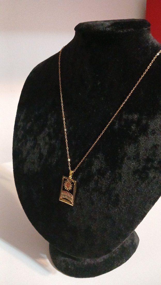 Altın Renkli Zincir Detaylı Mini Çelik Kolye - Görsel 2