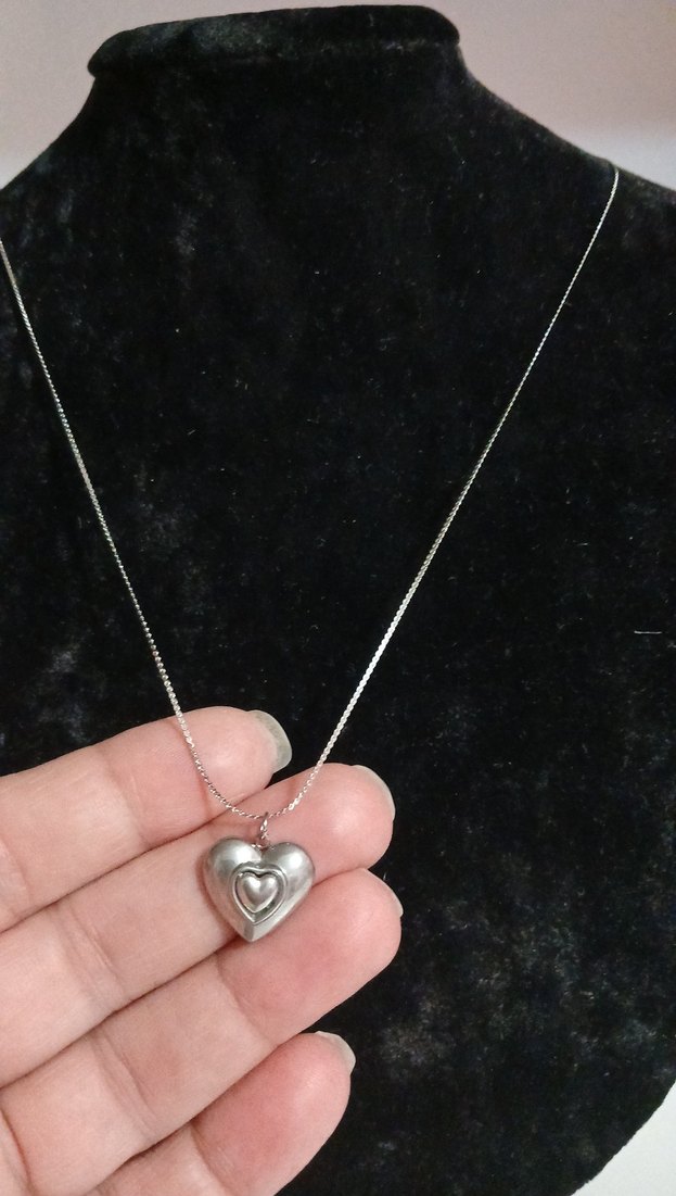 Kalp Detaylı Gri Midi Çelik Kolye - Görsel 3