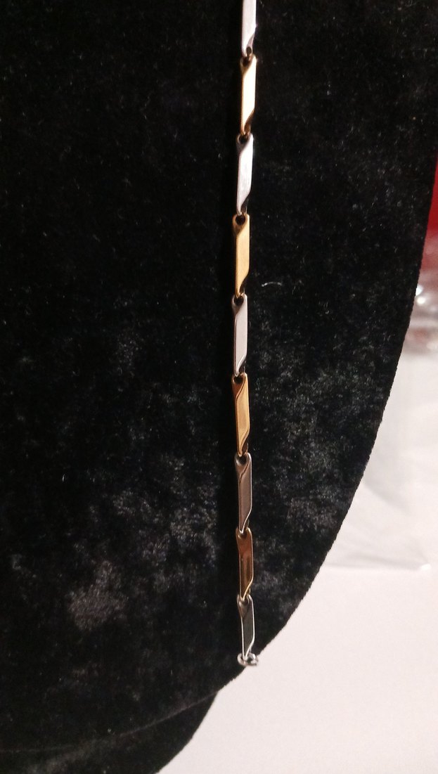 Altın ve Gümüş Renk Detaylı Erkek Çelik Bileklik - Görsel 3