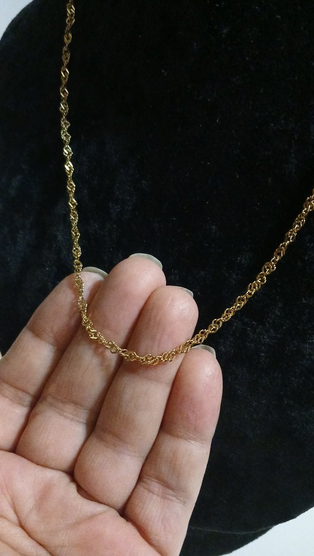 Zincir Detaylı Altın Rengi Kadın Çelik Kolye - Görsel 3