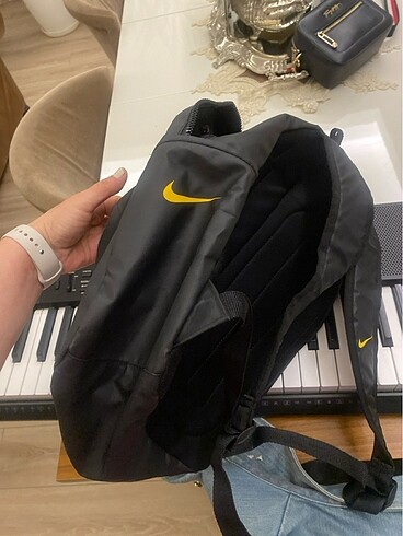 Beden siyah Renk Nike sırt /okul çantası