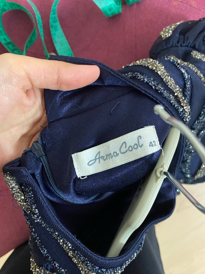 Boncuk İşlemeli Lacivert Vintage Uzun Abiye Elbise - Görsel 4