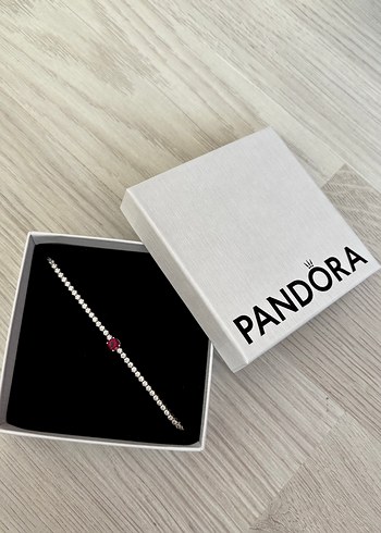 Pandora Işıltılı Pavé Tenis Bileklik