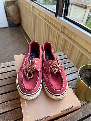 36 Beden Kadın orjinal sperry ayakkabı