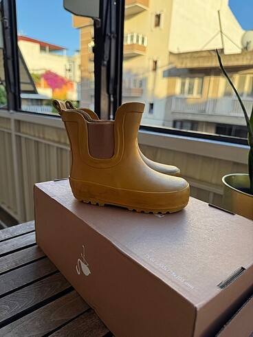 Orjinal mango çocuk yağmur çizmesi kız ve erkek çocuk için uygun