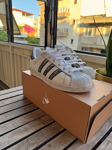 Kadın superstar simli orjinal adidas