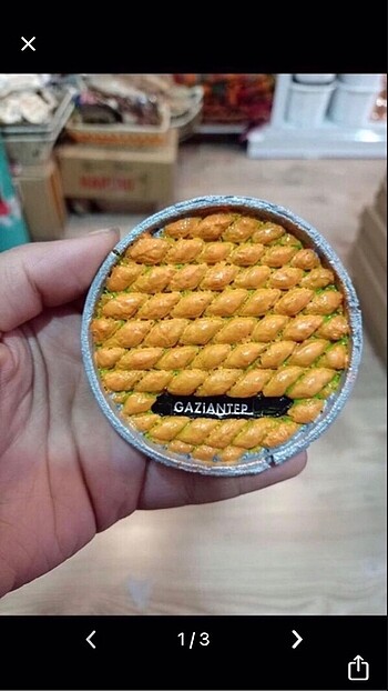Baklava Magnet