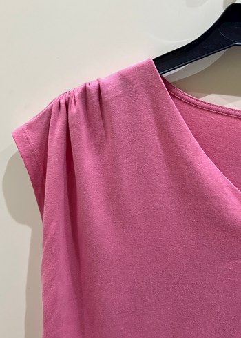 Pembe Keten V Yaka Salaş Kadın Tişört - Görsel 3