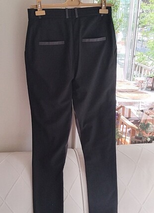 H&M H&M siyah süper Binici pantolonu 38bd.