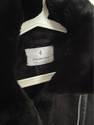 Stradivarius Kürklü Ceket - Görsel 5