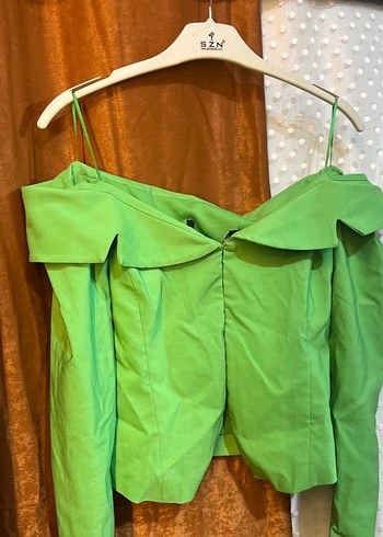 Yeşil Straplez Düğmeli Midi Bluz - Görsel 4