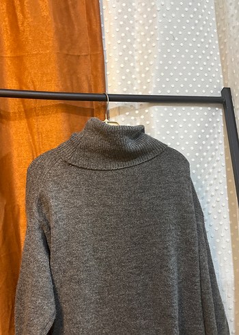 Gri Triko Boğazlı Kadın Kazak - Görsel 2