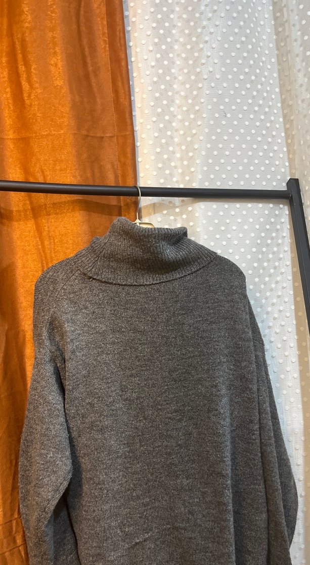 Gri Triko Boğazlı Kadın Kazak - Görsel 2