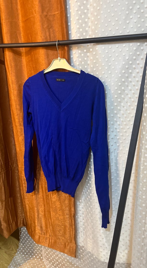 Mavi V Yaka Uzun Kollu Kadın Triko - Görsel 2