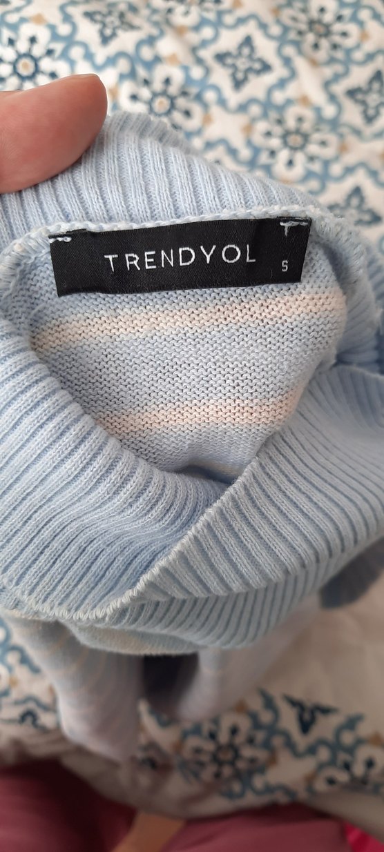 Boğazlı Çizgili Gri Triko Kazak - Görsel 2