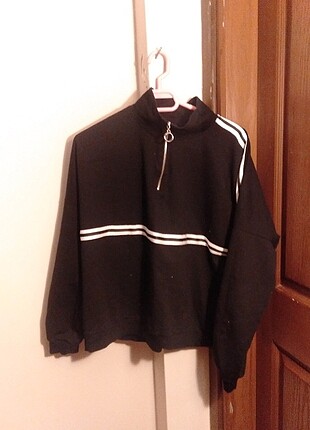 De facto sweatshirt