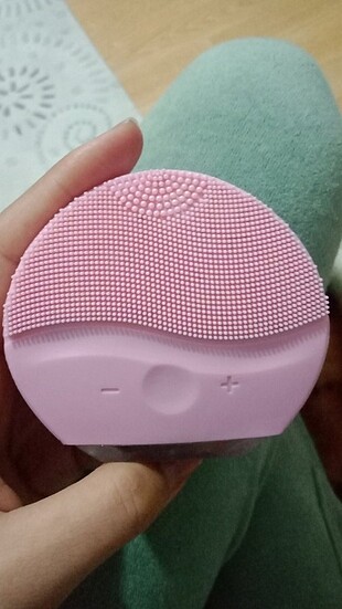 Foreo yüz yıkama aleti