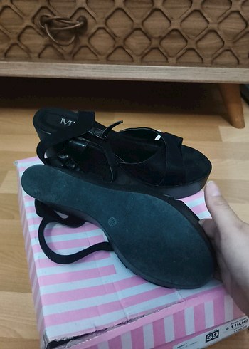 Siyah Gotik Platform Topuklu Kadın Ayakkabı - Görsel 3