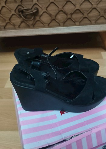 Siyah Gotik Platform Topuklu Kadın Ayakkabı - Görsel 2