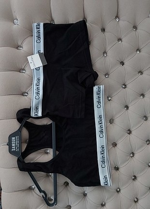 Diğer Calvin klein takım 