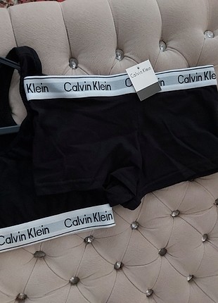 l Beden Calvin klein takım 