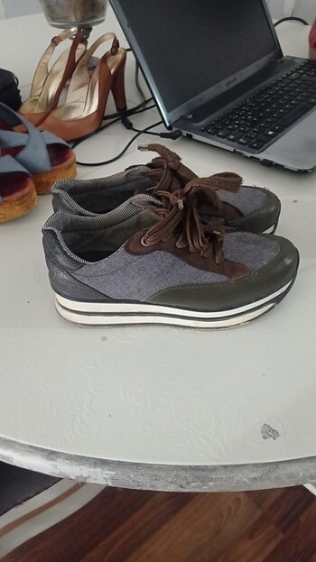 Shoes & More Spor ayakkabı