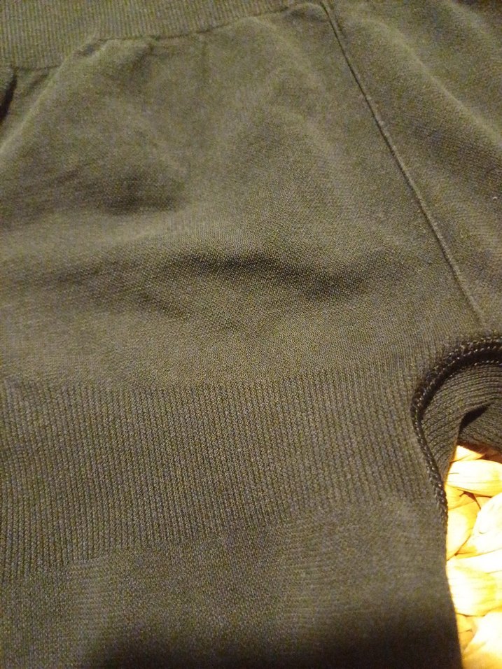 Toparlayıcı gymshark tayt - Görsel 4