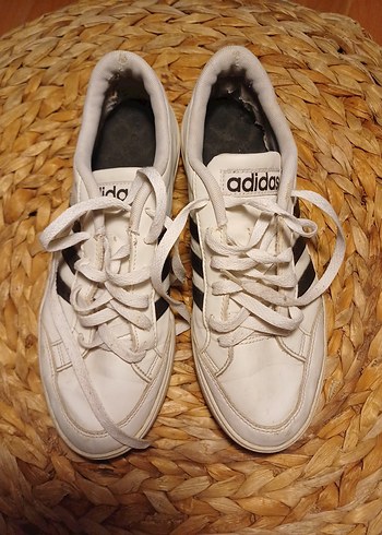 Adidas Beyaz Unisex Spor Ayakkabı