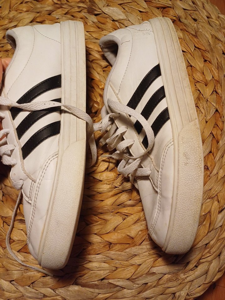 Adidas Beyaz Unisex Spor Ayakkabı - Görsel 3