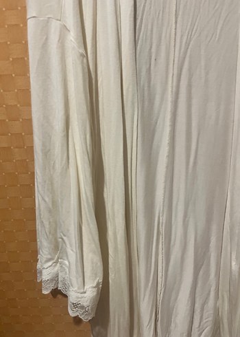 Benetton Uzun Beyaz Kadın Sabahlık