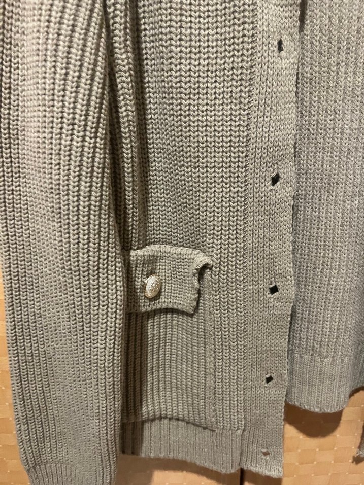 gold düğmeli hırka - Görsel 2