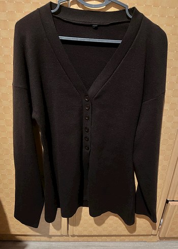 Kahverengi V Yaka premium iplik - Görsel 2