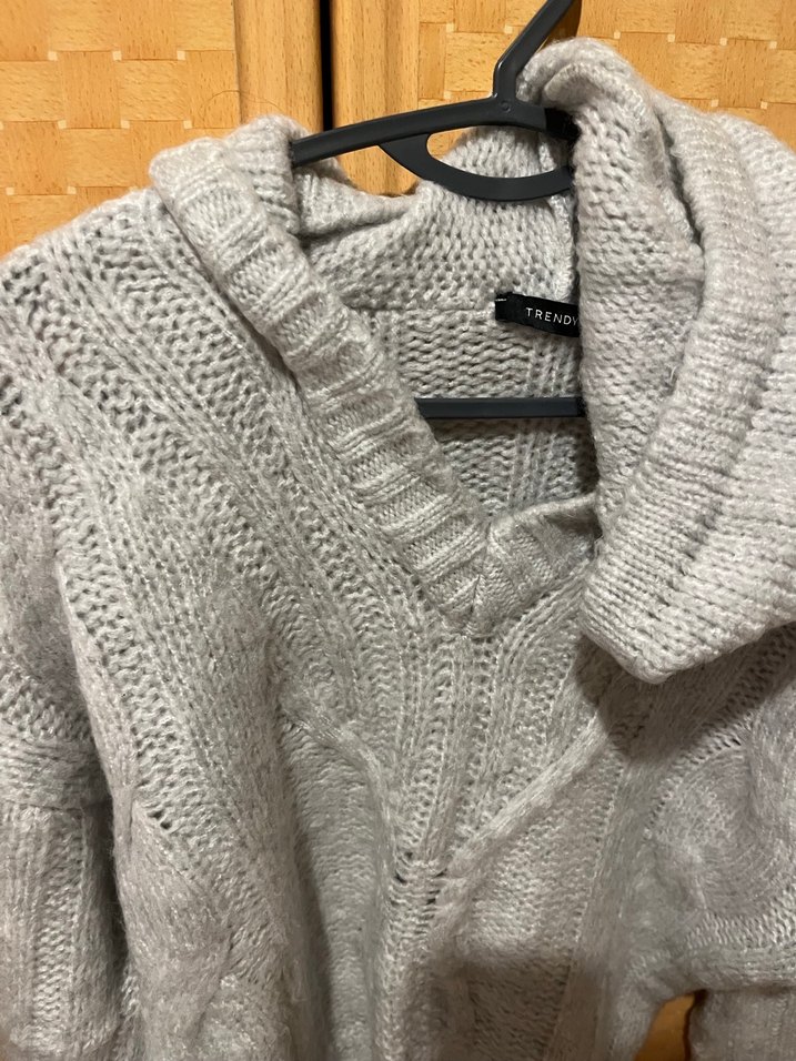 Gri Örgü Kadın Salaş Kazak kapüşonlu - Görsel 2