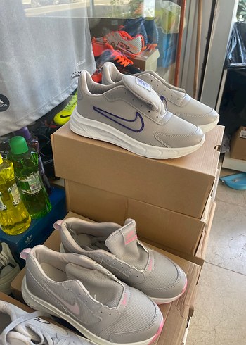 Gri Kadın NIKE Spor Ayakkabı