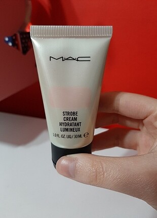 Mac Strobe Cream