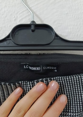 LC Waikiki Gri Kemerli Midi Kumaş Kadın Pantolon