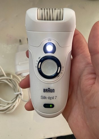 Beden Beyaz Braun Silk-épil 7 Epilatör
