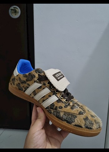 Adidas adidas x Wales Bonner Kadın Zebra Desenli Sneakers
