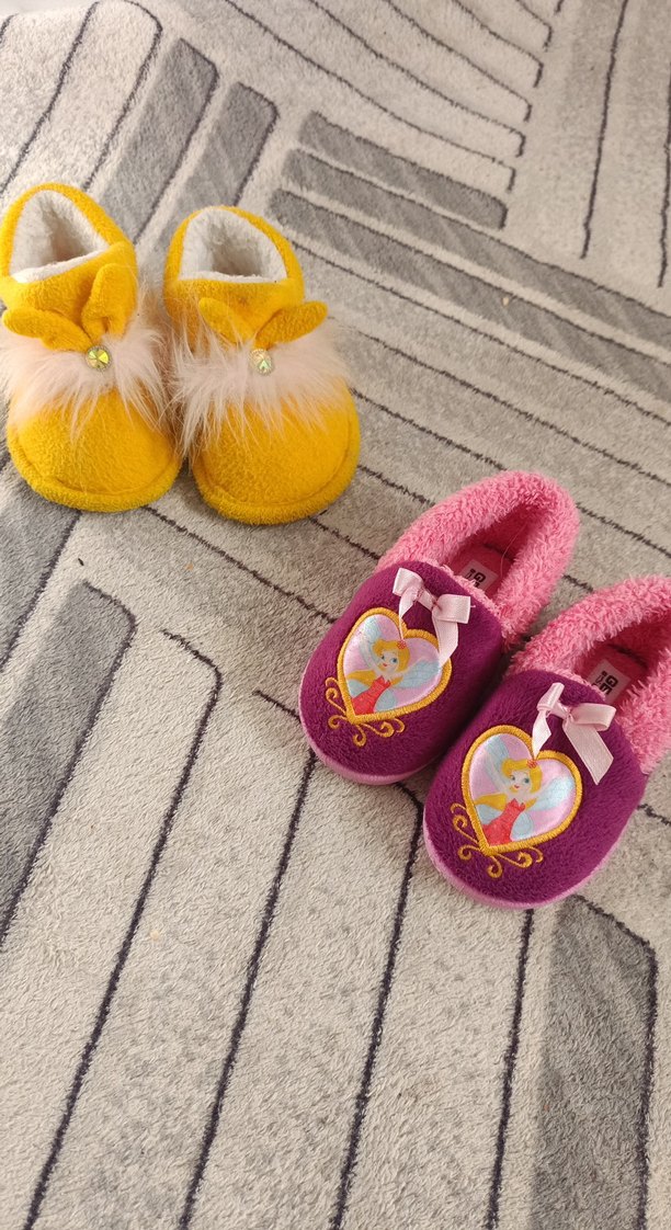 Kız Çocuk Sarı Nakışlı Sıcak Ev Terliği - Görsel 4